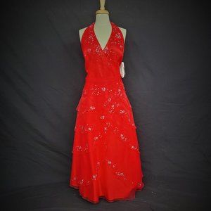 Brand NWT Red halter neck evening ball gown dress